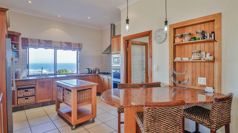 5 Bedroom Property for Sale in Glentana Western Cape